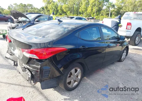 2011 Hyundai Elantra Gls (Ulsan Plant) z USA, uszkodzony, nr VIN KMHDH4AE4BU143858